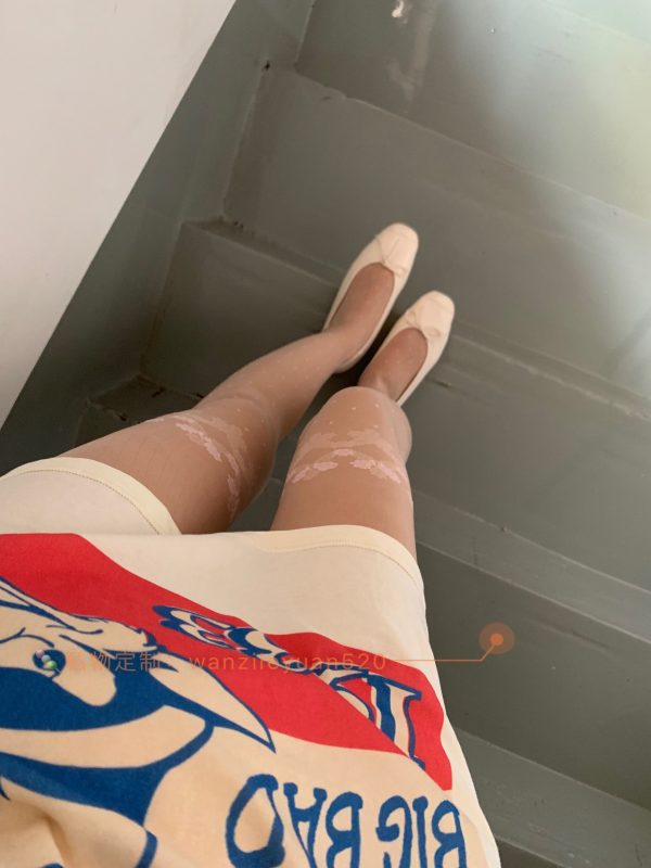 微信朋友圈達人@Changeable丸子-定制系列 NO.009 粉絲襪[49P/94MB]-無料攝影圈