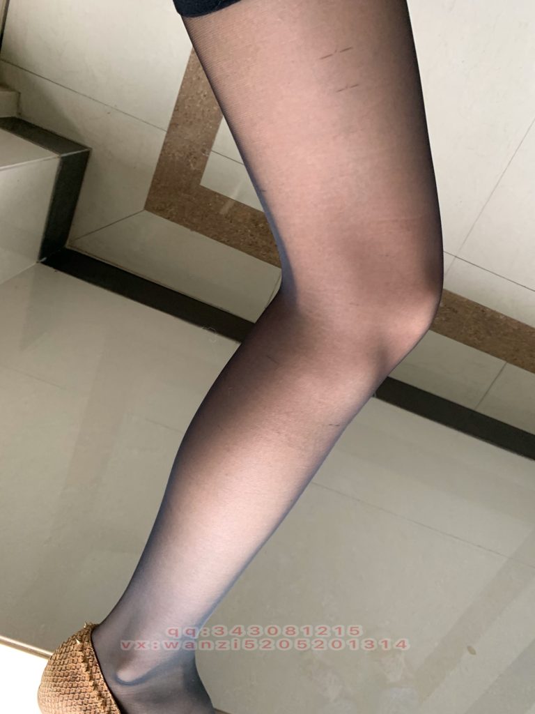 微信朋友圈達人@Changeable丸子-定制系列 NO.026 黑絲 [19P/31MB]插圖3