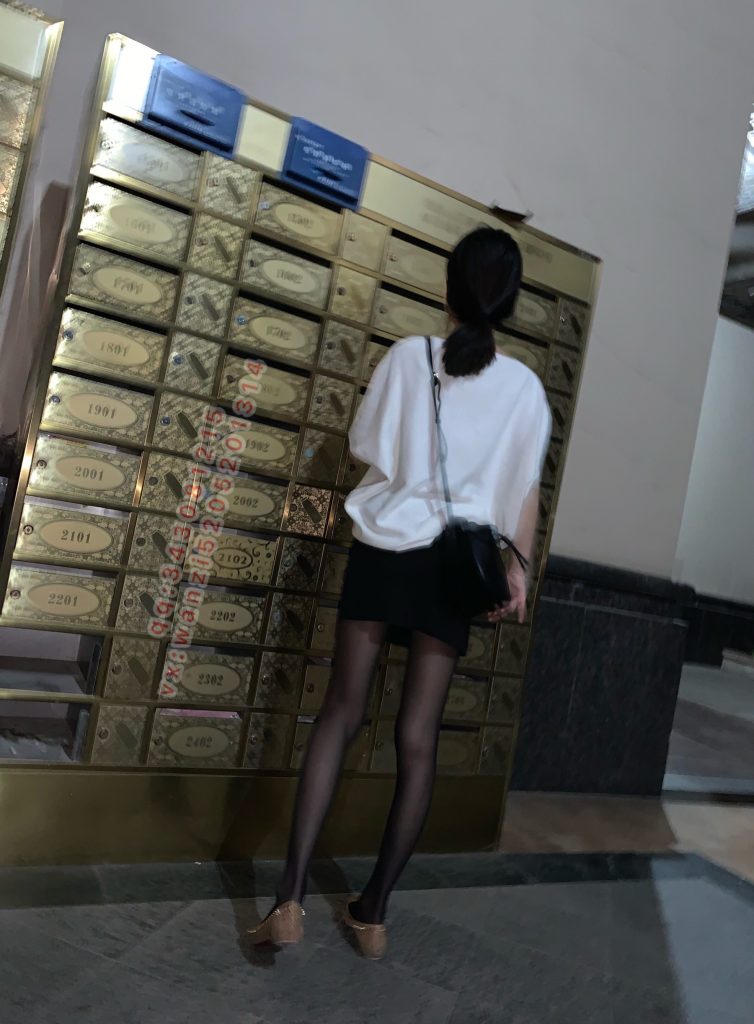 微信朋友圈達人@Changeable丸子-定制系列 NO.027 黑絲-2 [25P/46MB]插圖2