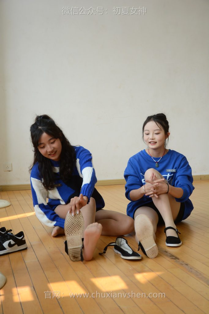 初夏女神 NO.105點點、雙雙 藍(lán)色多巴胺[151P/1V/4.79GB]插圖1