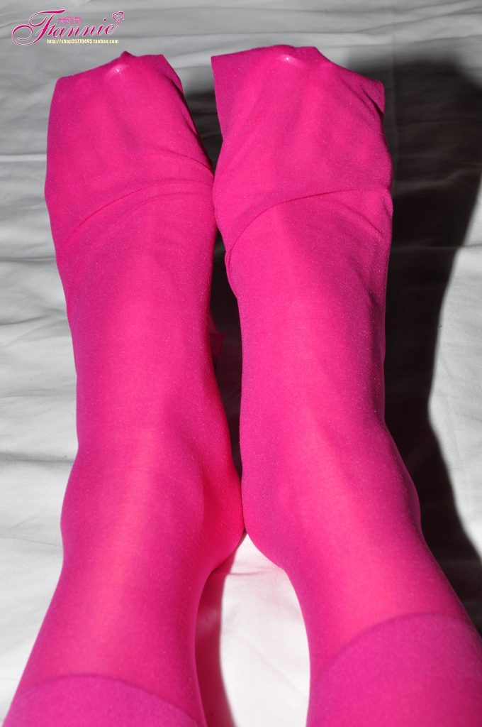 Fannie芬妮每足園 No.314 夢(mèng)韻絲情炫彩 紅絲 [65P/165MB]插圖1