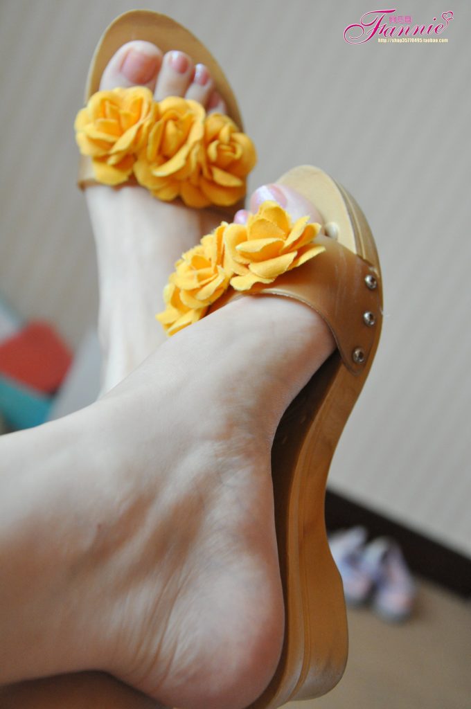 Fannie芬妮每足園 No.319 夢(mèng)中的婚禮 黃玫瑰 [62P/179MB]插圖3