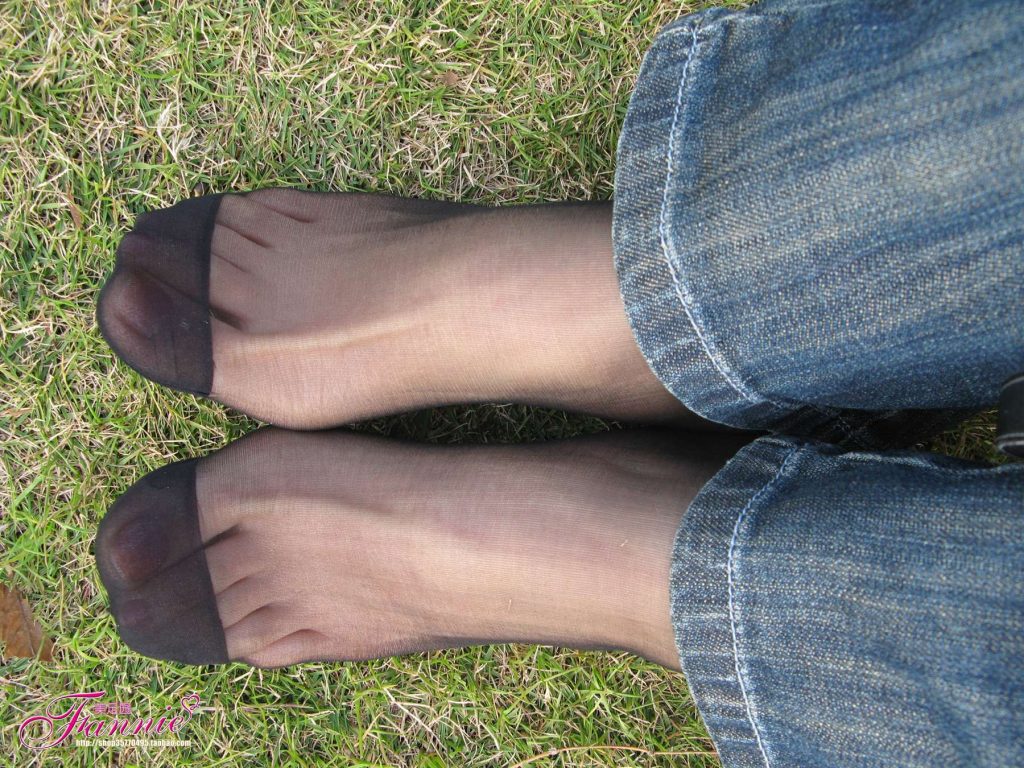 Fannie芬妮每足園 No.363 竊竊私語黑絲 [103P/298MB]插圖2