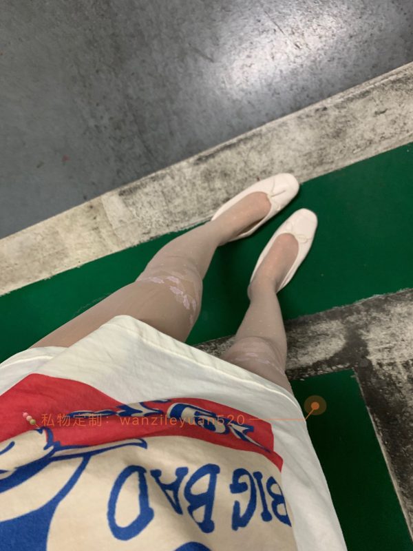 009-Changeable丸子-會(huì)員專(zhuān)享及定制系列-2019-178 粉絲襪(49P/94M)-無(wú)料攝影圈