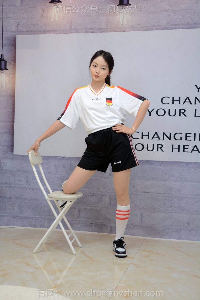 初夏女神 NO.231 雙雙 德系球服[150P/1V/6.37GB]插圖1