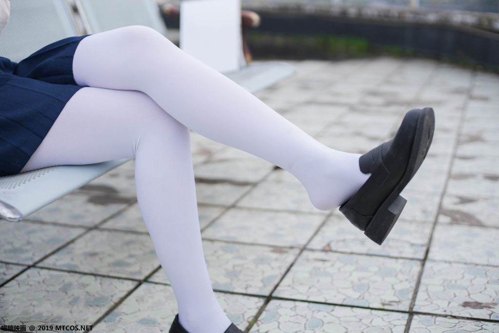 喵糖映畫少女寫真 VOL.067 半度度度喵 喵喵的白絲水手服 [46P/245MB]插圖1