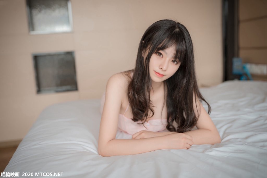 喵糖映畫(huà) VOL.104 粉色吊帶睡衣 [45P/308MB]插圖