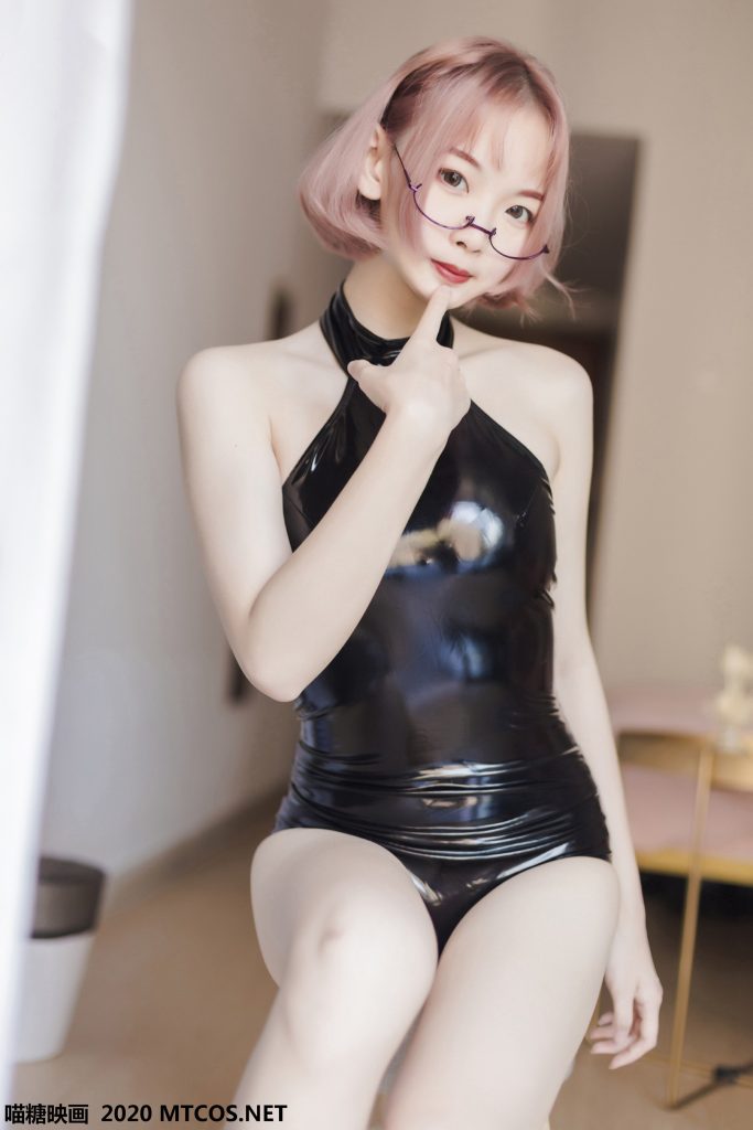 喵糖映畫 VOL.110 長腿眼鏡娘[43P/210M]插圖