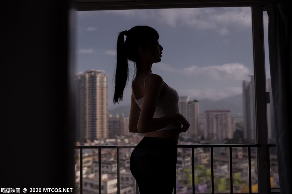 [喵糖映畫]VOL.199 綿綿黑絲白T [30P/327MB]插圖3