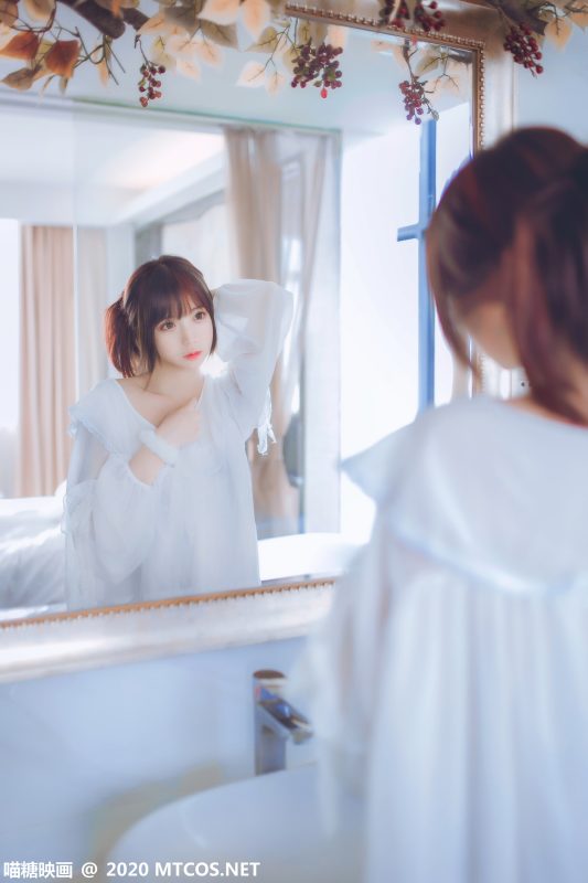 [喵糖映畫]VOL.204 純純的白絲睡裙 [24P/243MB]-無料攝影圈