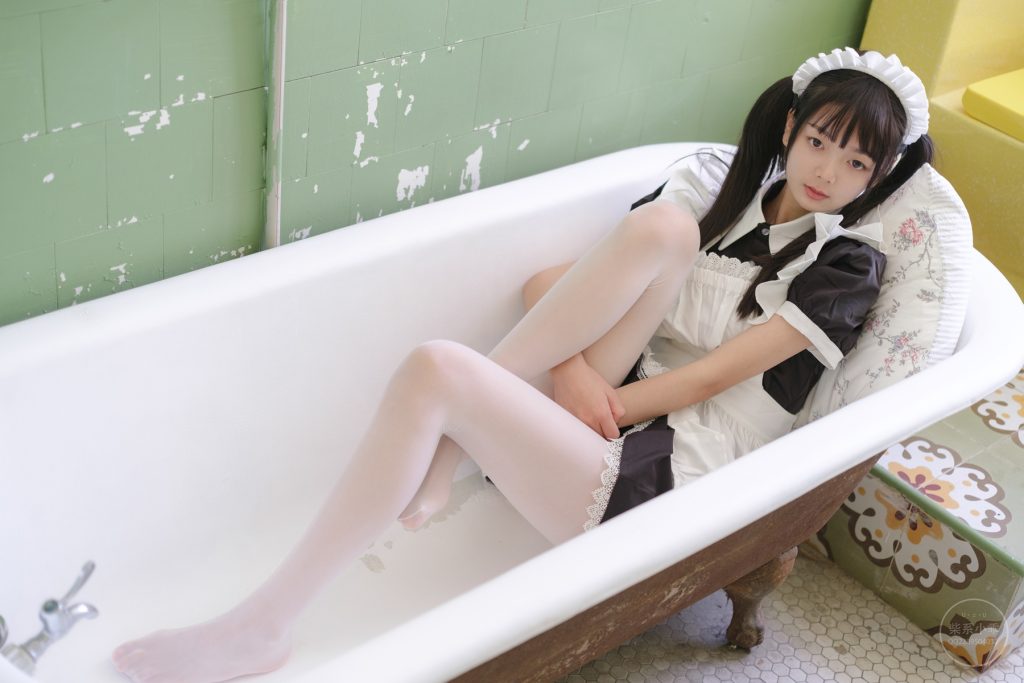 柴系小乖(稚乖畫冊) 001 夜夜白絲女仆 [100P/0.97GB]插圖1