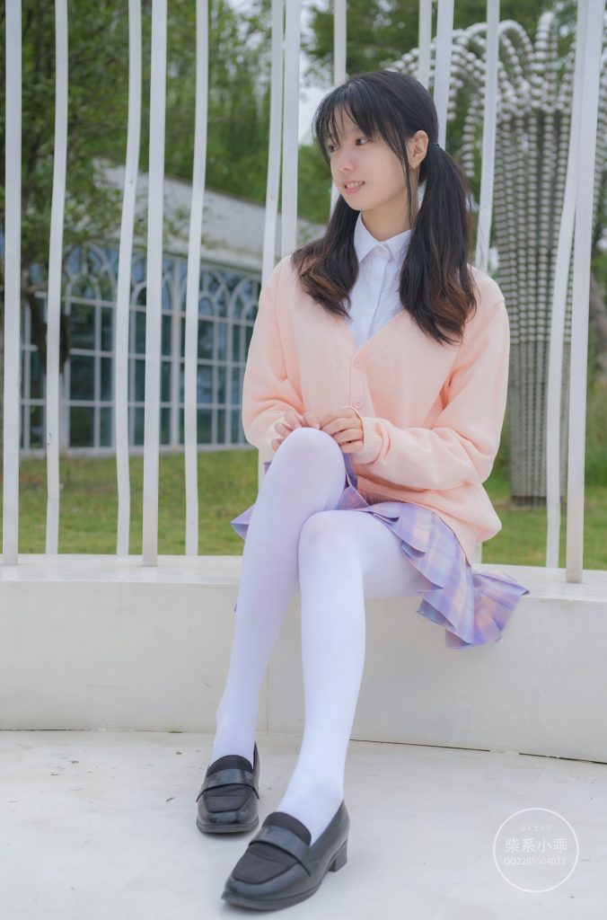 柴系小乖(稚乖畫冊) NO.002 – 頹廢[73P/596MB]插圖