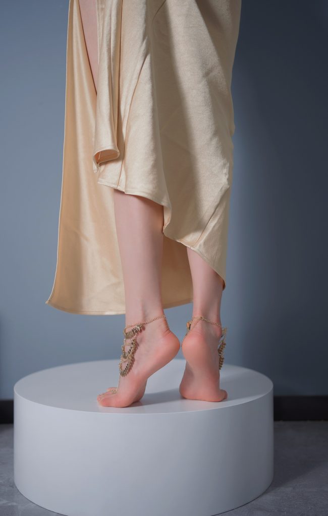 禪院熏 001 金色禮服 jio鏈 [32P/212MB]插圖1