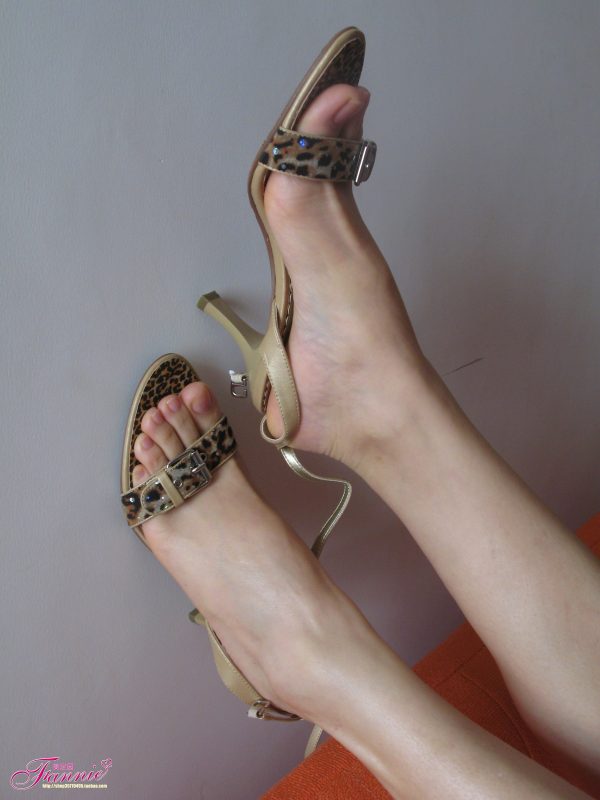 Fannie芬妮每足園 No.375 秋日閑情 [46P/159MB]-無(wú)料攝影圈