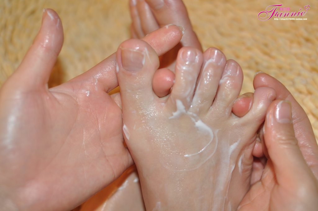 Fannie芬妮每足園 No.405 潤色[37P/83MB]插圖