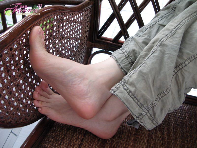 Fannie芬妮每足園 No.458 溫柔的接觸[70P/192MB]-無(wú)料攝影圈