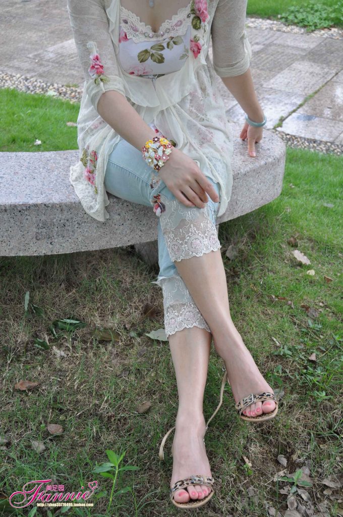 Fannie芬妮每足園 No.500 夏日 陽光 細(xì)雨和微風(fēng)3[47P/126MB]插圖3