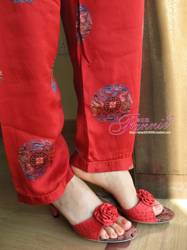 Fannie芬妮每足園 No.569 一抹嫣紅[29P/82MB]-無料攝影圈