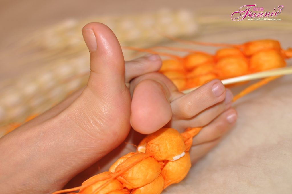 Fannie芬妮每足園 No.578 玉趾如蠶向花語3[68P/191MB]插圖3