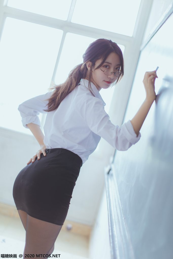 喵糖映畫 VOL.282 OL黑絲教師制服 [29P/217MB]插圖