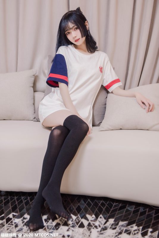 [喵糖映畫]VOL.331 居家黑絲妙齡少女 [20P/226MB]-無料攝影圈