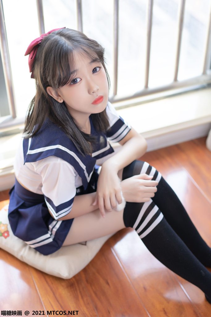 [喵糖映畫(huà)]VOL.392 水手裙學(xué)妹 [21P/178MB]插圖2