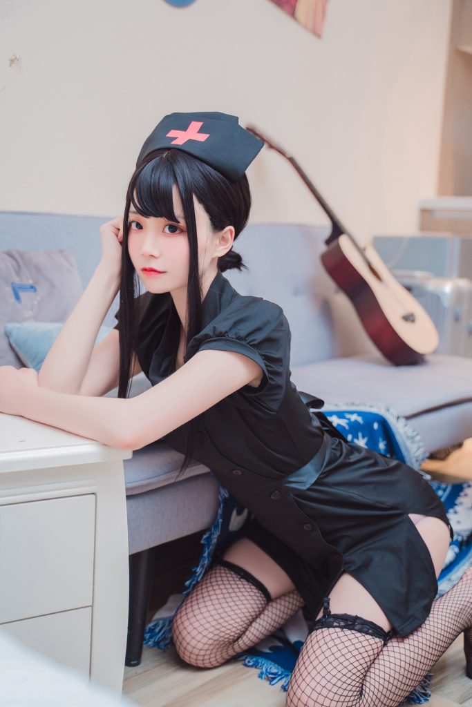 [喵糖映畫]VOL.393 黑色護(hù)士 [28P/476MB]插圖1