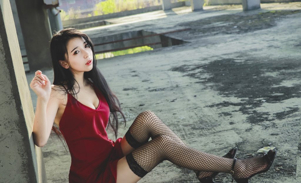 [喵糖映畫]VOL.394 紅色吊帶裙 [36P/410MB]插圖3