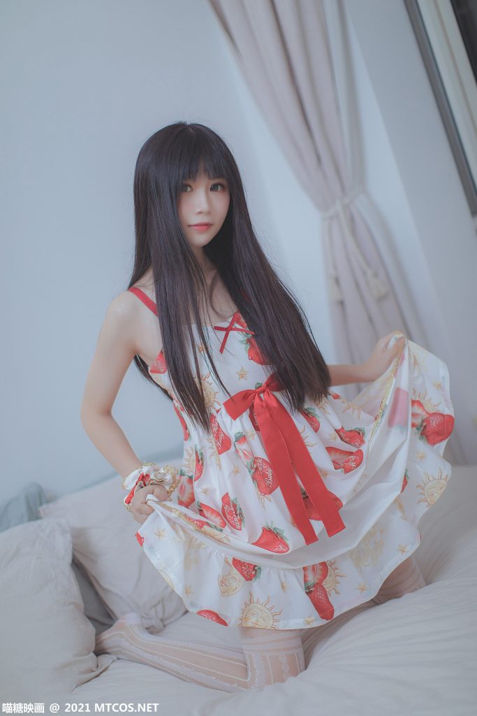 [喵糖映畫]VOL.407 草莓小裙子 [40P/366MB]插圖3