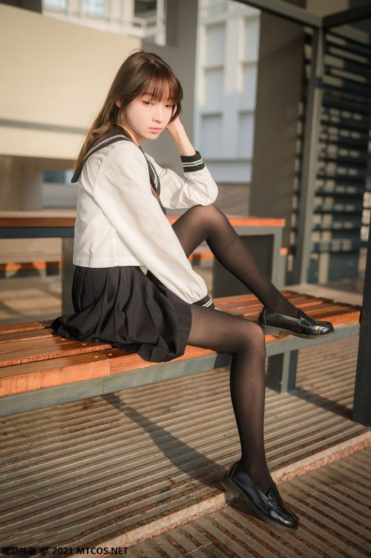 [喵糖映畫]VOL.409 黃昏下的JK [33P/75MB]-無料攝影圈