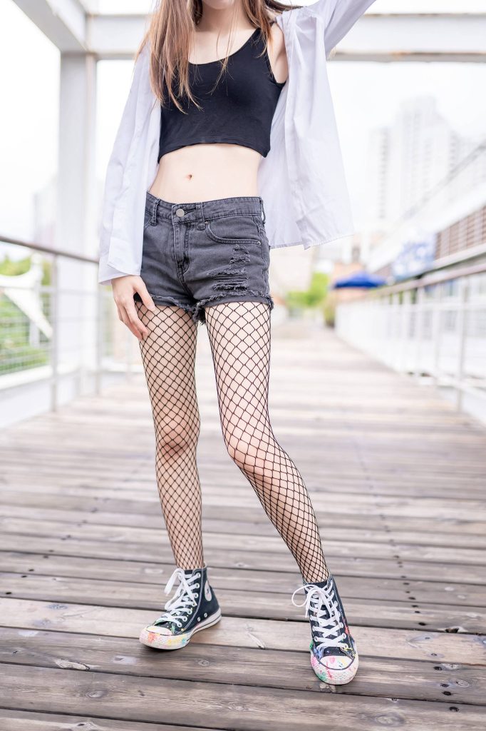 [喵糖映畫]VOL.422 網(wǎng)襪少女[50P/280MB]插圖1