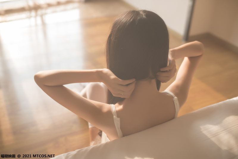 [喵糖映畫]VOL.425 窗邊暖陽 [35P/73MB]-無料攝影圈