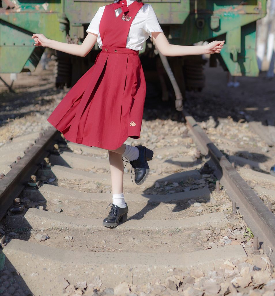 [喵糖映畫]VOL.444 紅色JK裙 [39P/107MB]插圖1