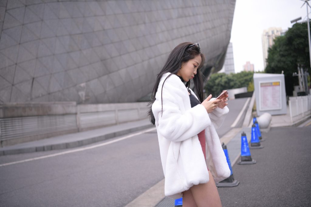 精選街拍 No.252 性感迷人的緊身熱褲少婦（五） [40P/51MB]插圖