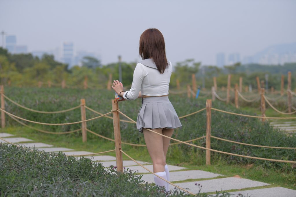 精選街拍 No.273 性感動(dòng)人的小百褶裙美女（一） [101P/96M]插圖2