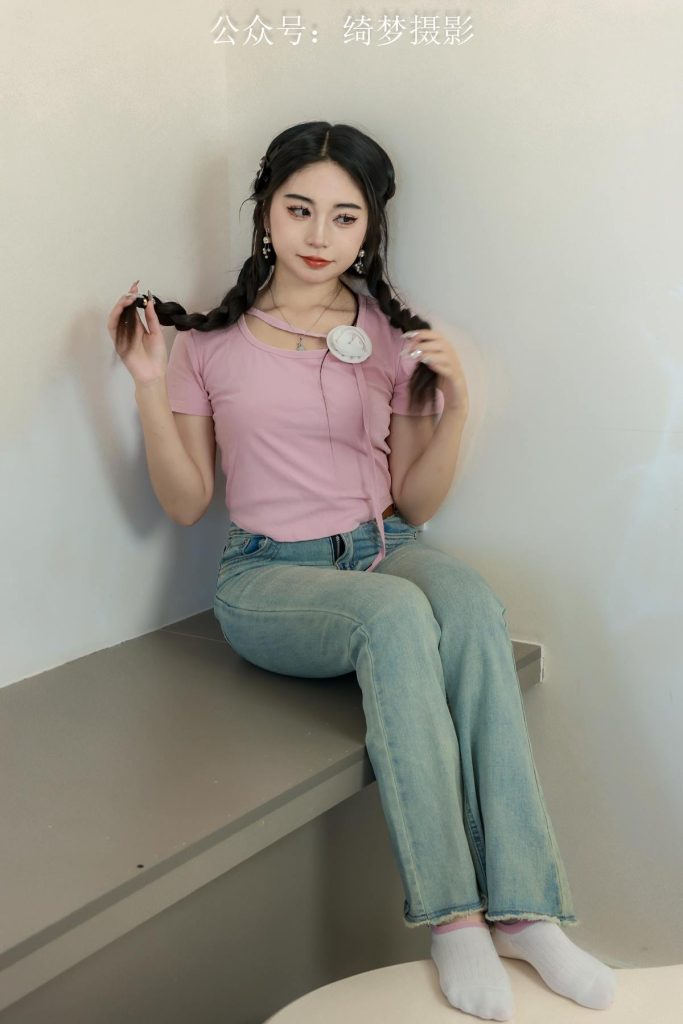 綺夢攝影 2024.09.14 NO.023 涵涵 珍藏無修無水印版[600P/2V/11.2GB]插圖1