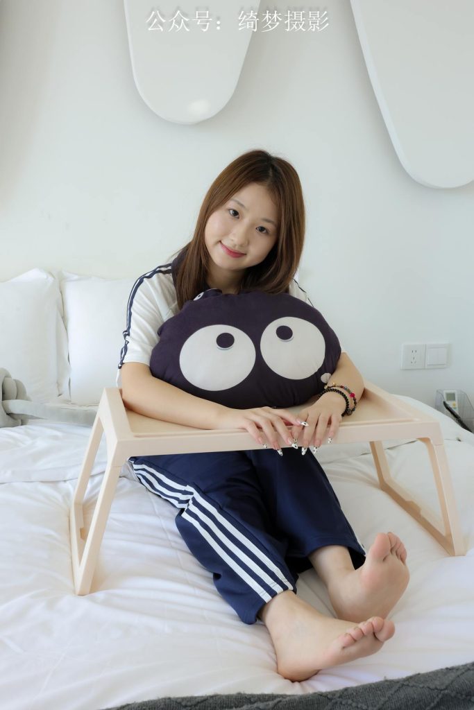 綺夢(mèng)攝影 2024.09.18 NO.025 雨薇 珍藏?zé)o修無水印版[610P/2V/13.3GB]插圖3