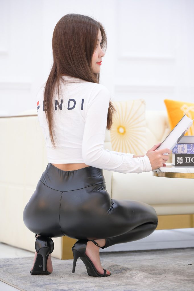 精選街拍 No.287 黑色皮褲性感美女（六） [37P/38M]插圖3