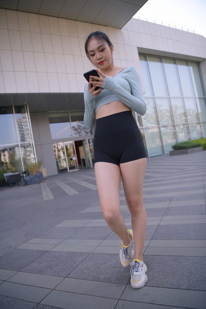 精選街拍 No.305 笑容燦爛的漂亮姑娘（五） [96P/121M]插圖3