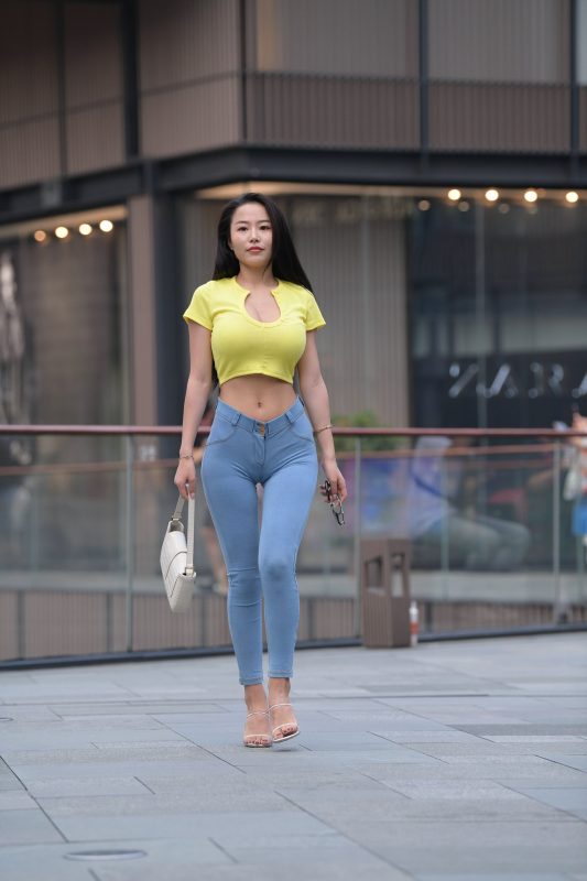 精選街拍 No.319 極品性感緊身牛仔美女 2 [86P/64M]-無料攝影圈