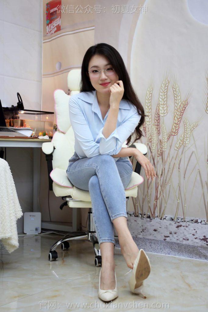 初夏女神 NO.281 環(huán)環(huán) 精致品味[100P/1V/3.67GB]插圖3