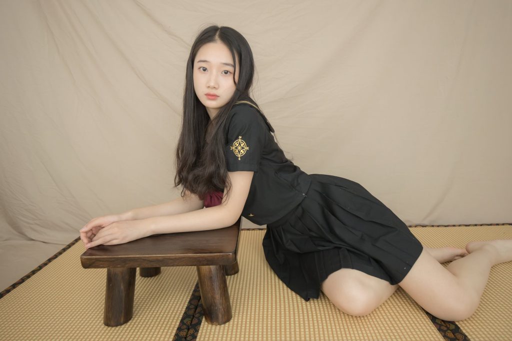 [緊急企劃]NO.001 出鏡妹子：櫻櫻櫻可 榻榻米上的黑絲???? [45P/1V/858MB]插圖2