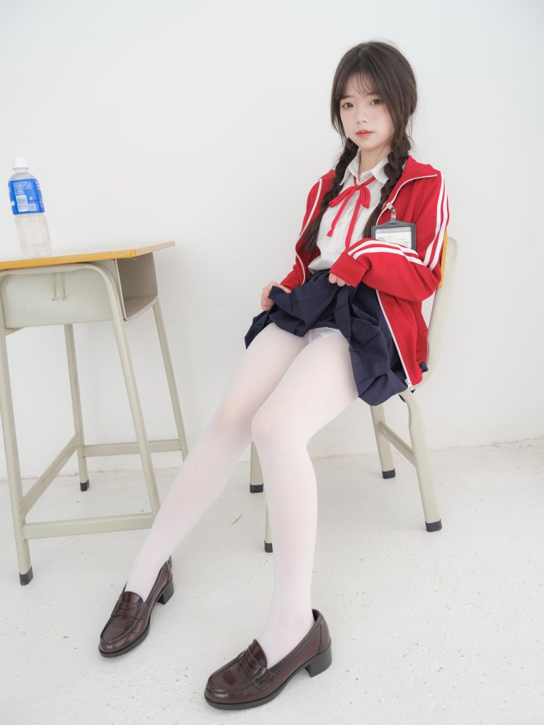 [緊急企劃]內(nèi)部定制 奶昔 學(xué)生妹[57P/0.98GB]插圖1