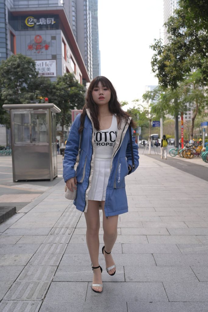 精選街拍 No.344 買東西的依依 1 [106P/88M]插圖2