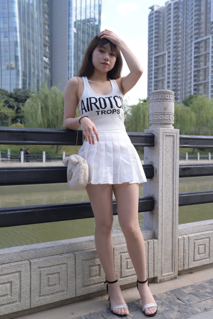 精選街拍 No.346 買東西的依依 3 [115P/122M]插圖2