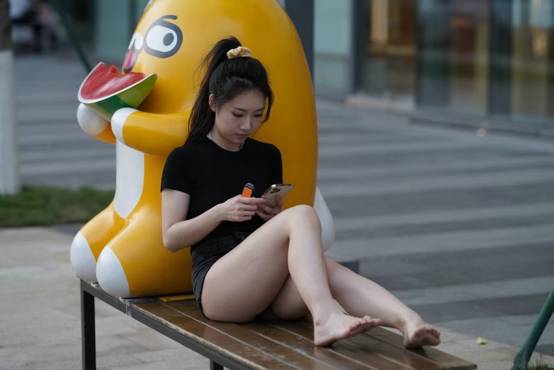 精選街拍 No.358 黑色熱褲美女 3 [97P/85M]-無(wú)料攝影圈