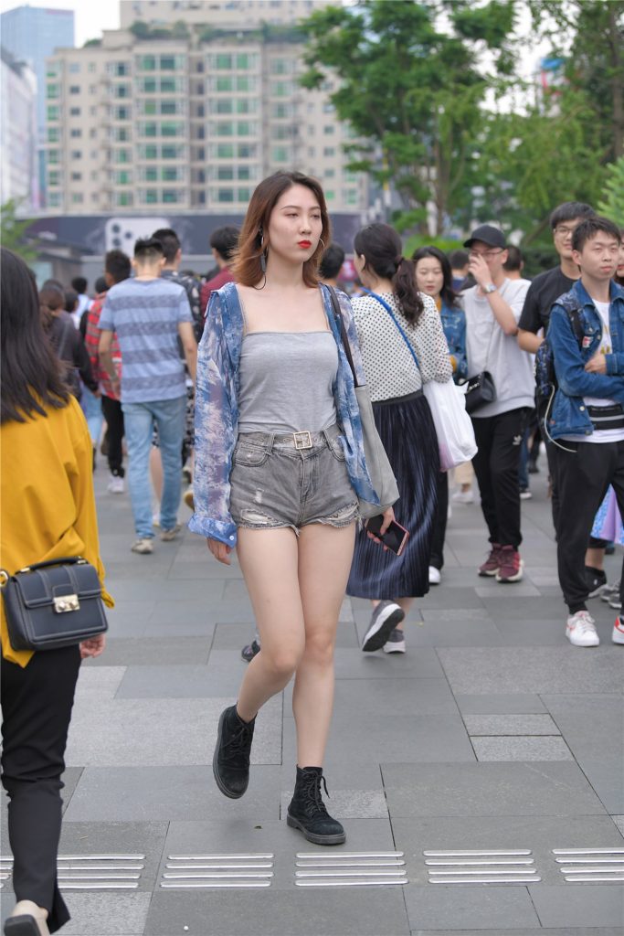 精選街拍 No.365 高腰熱褲，肉肉的大白腿 [82P/46M]插圖1