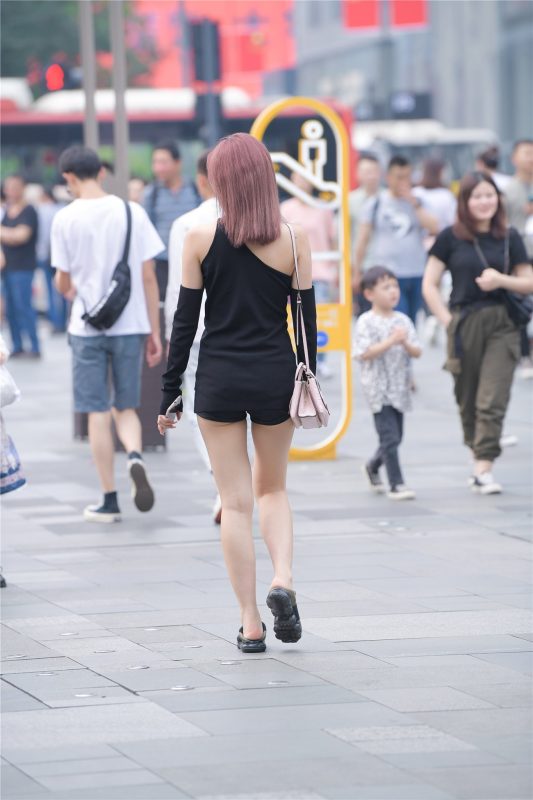 精選街拍 No.376 黑色熱褲美女 [34P/13M]-無(wú)料攝影圈