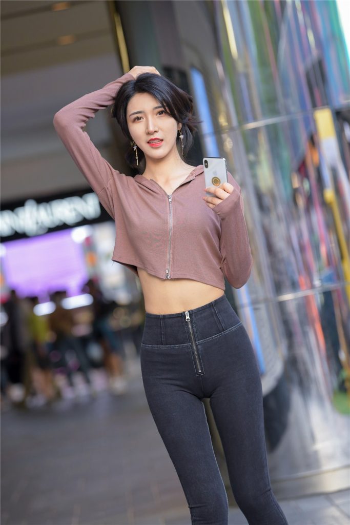 精選街拍 No.379 蜜桃緊牛小姐姐 [80P/39M]插圖1