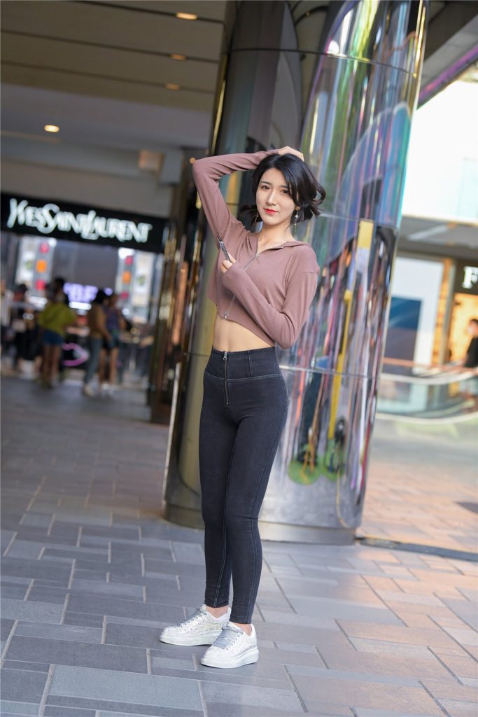 精選街拍 No.379 蜜桃緊牛小姐姐 [80P/39M]插圖